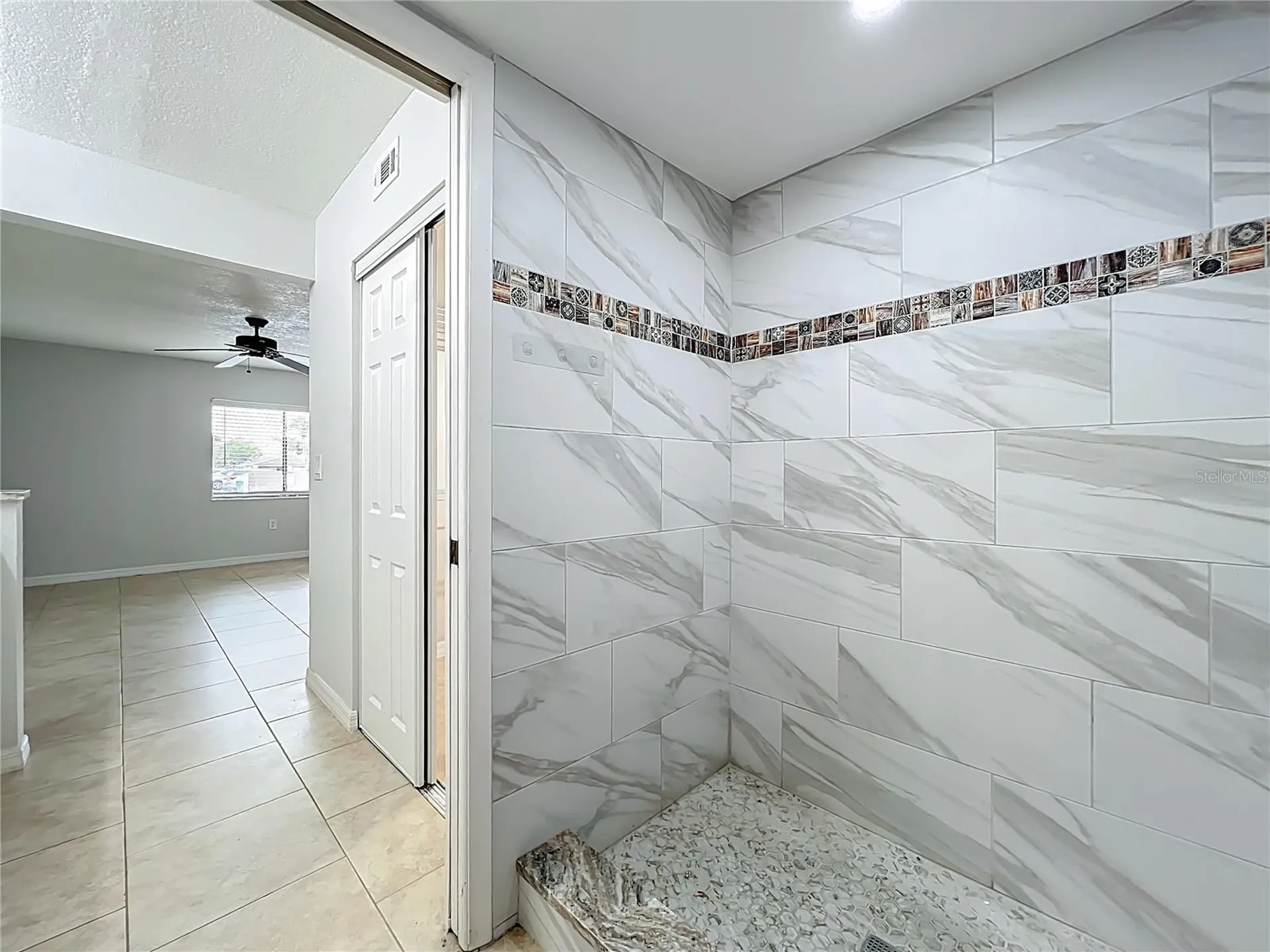 5249 Vineland Road Orlando FL 32811