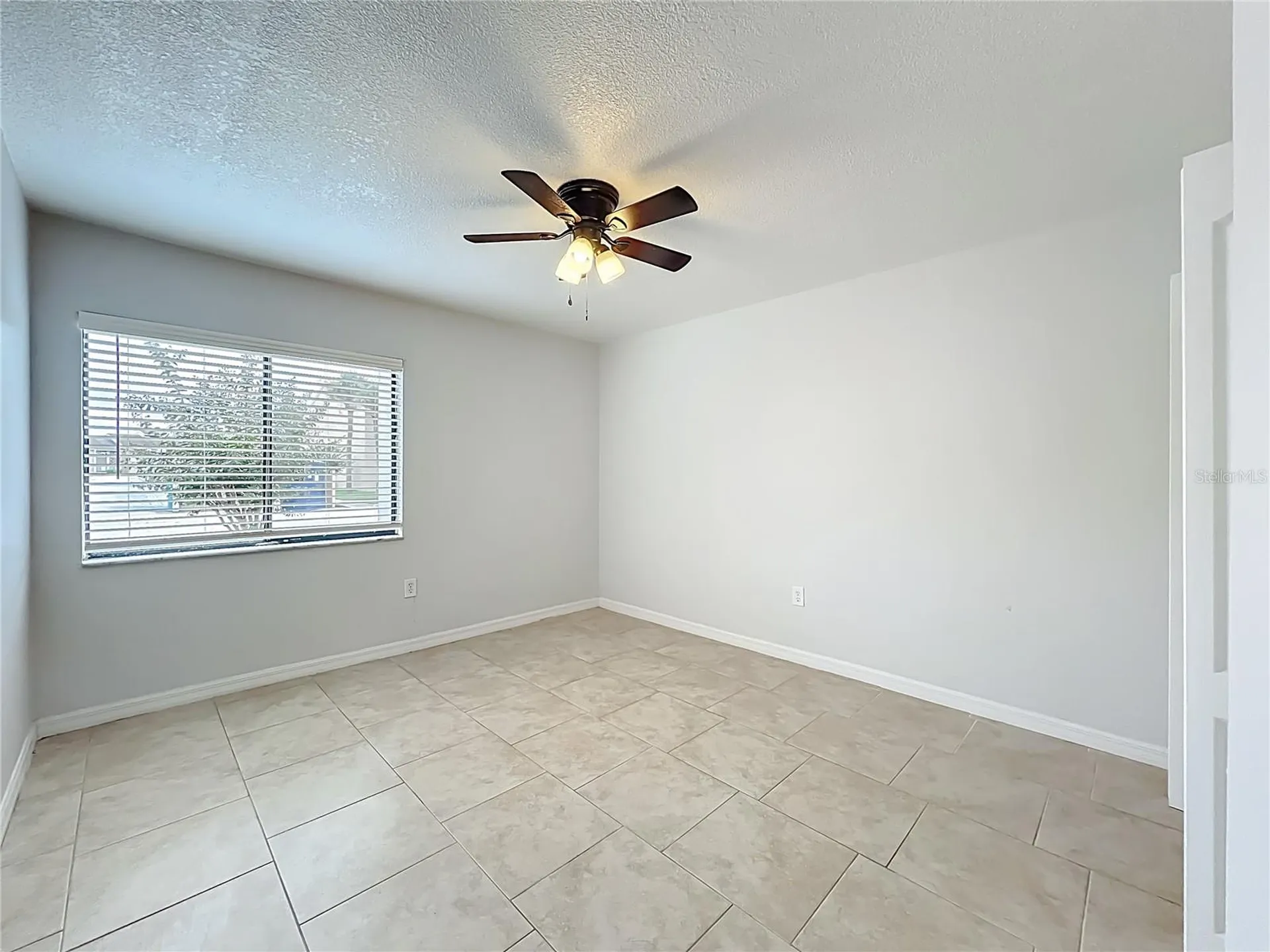 5249 Vineland Road Orlando FL 32811