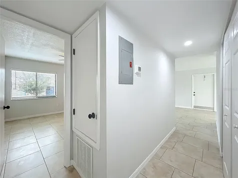 5249 Vineland Road Orlando FL 32811