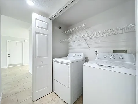 5249 Vineland Road Orlando FL 32811