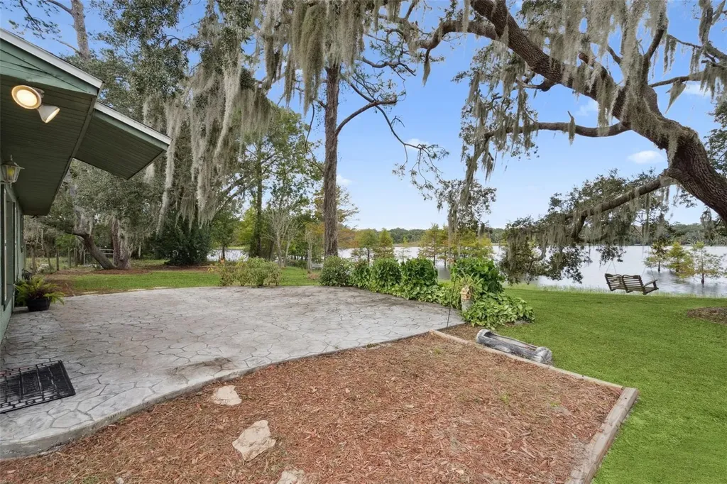 1210 Gem Lane Lake Helen FL 32744
