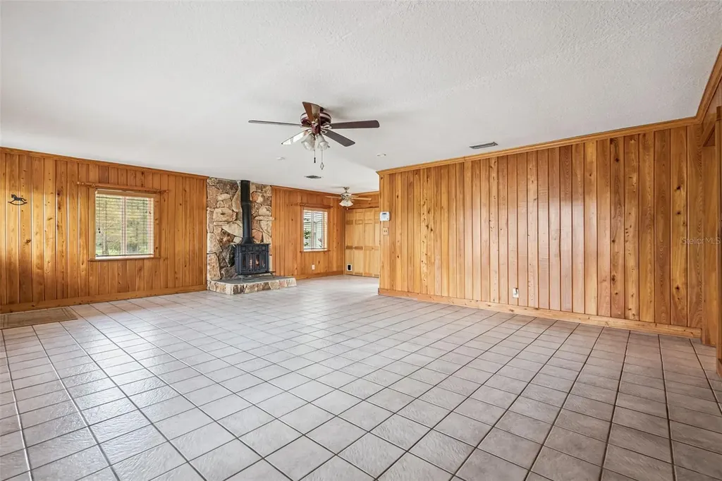 1210 Gem Lane Lake Helen FL 32744