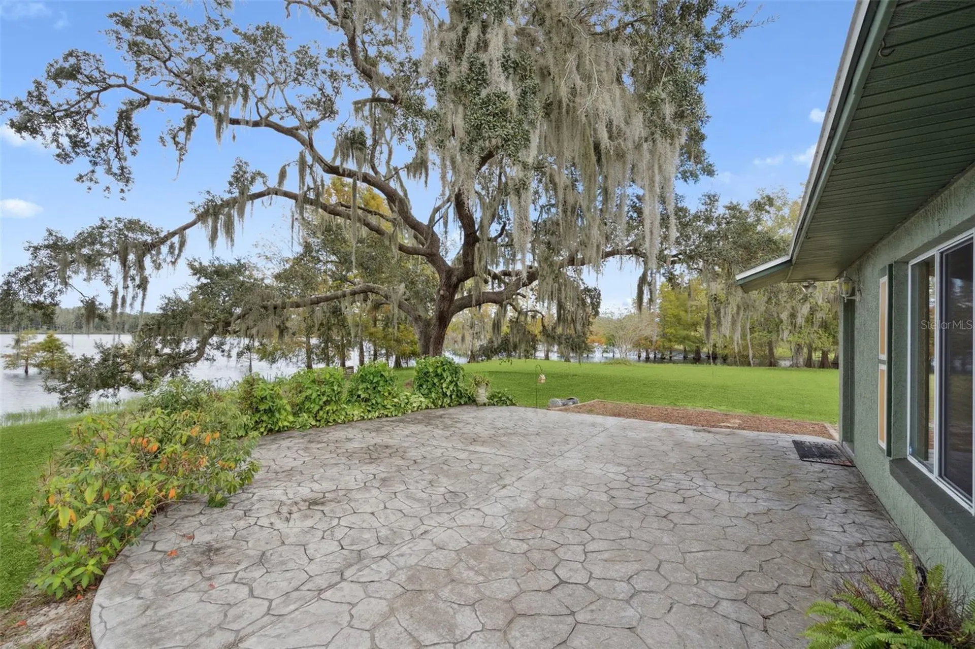 1210 Gem Lane Lake Helen FL 32744