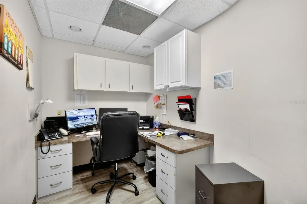 918 Rolling Acres Lady Lake FL 32159