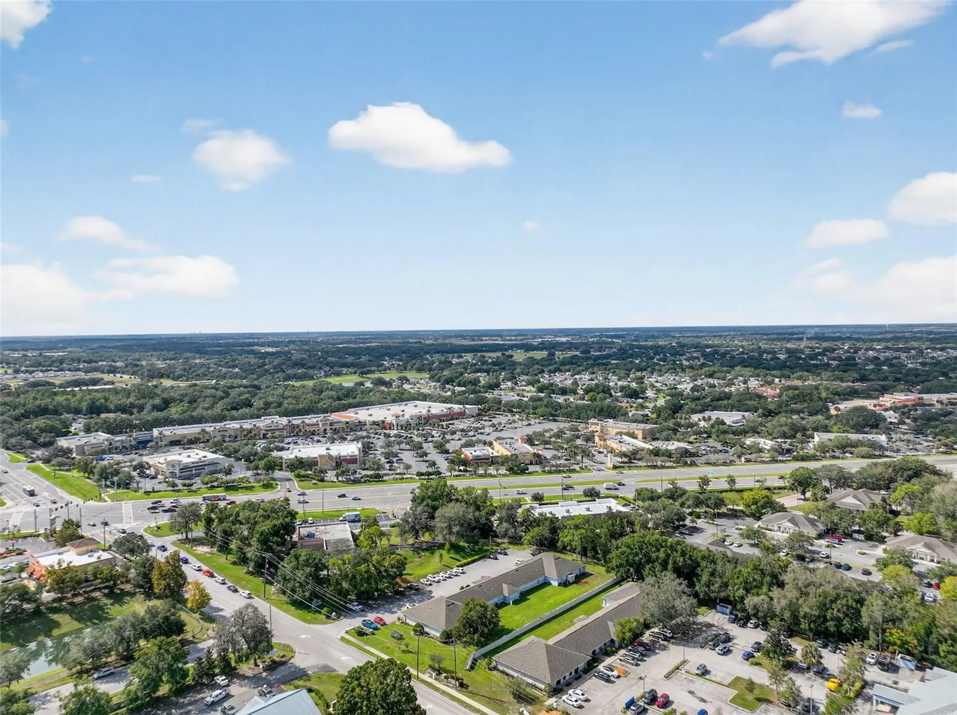 918 Rolling Acres Lady Lake FL 32159