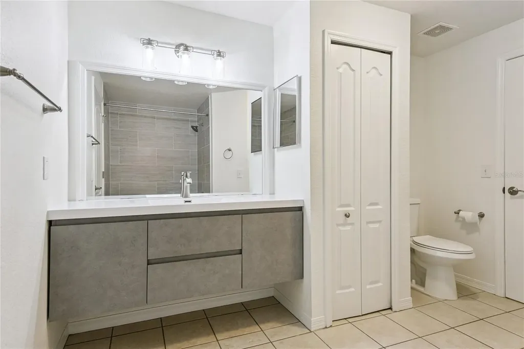 4140 Central Sarasota Parkway Sarasota FL 34238
