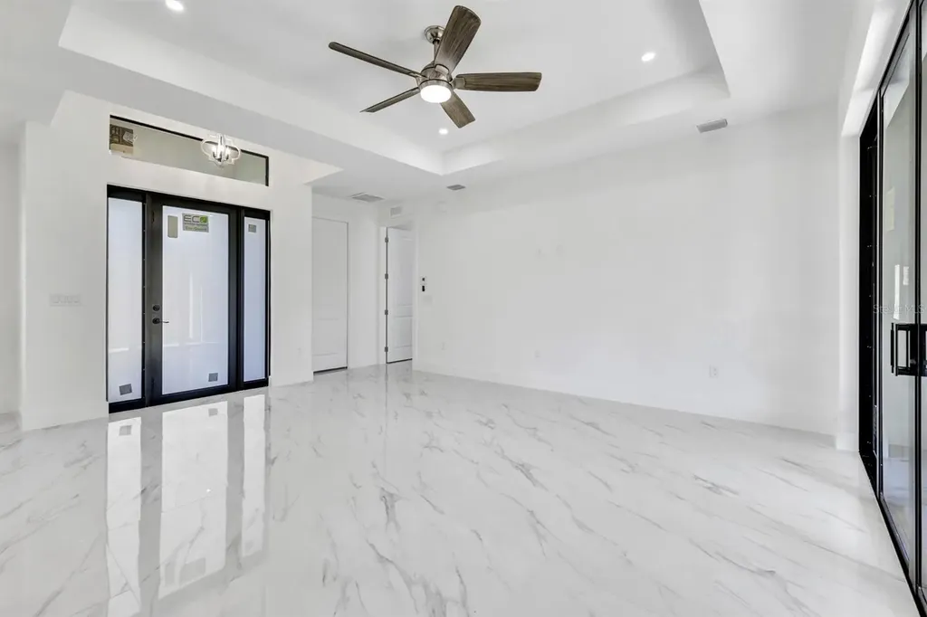 2002 E 10th Street Lehigh Acres FL 33936