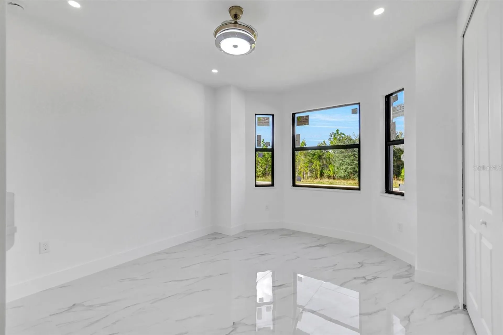 2002 E 10th Street Lehigh Acres FL 33936