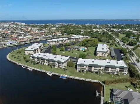 601 Shreve Street Punta Gorda FL 33950