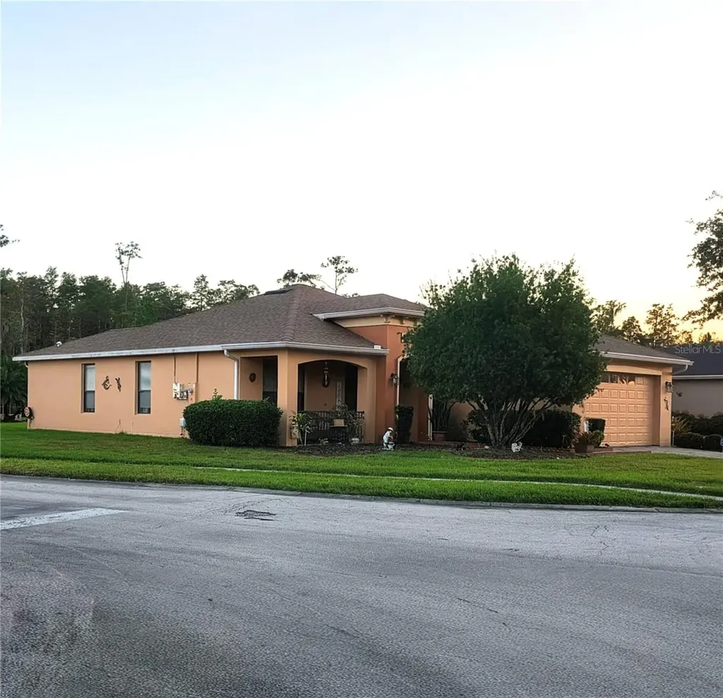 328 Indian Wells Avenue Poinciana FL 34759