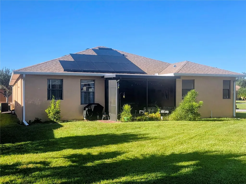 328 Indian Wells Avenue Poinciana FL 34759