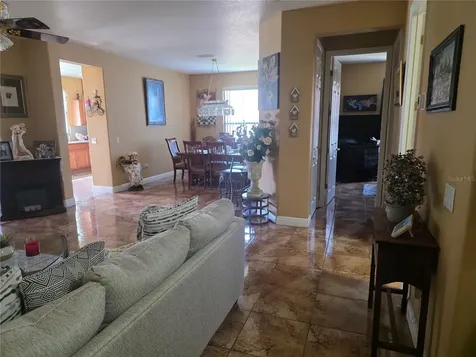 328 Indian Wells Avenue Poinciana FL 34759