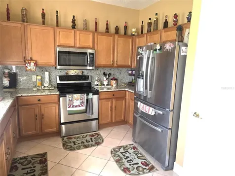 328 Indian Wells Avenue Poinciana FL 34759