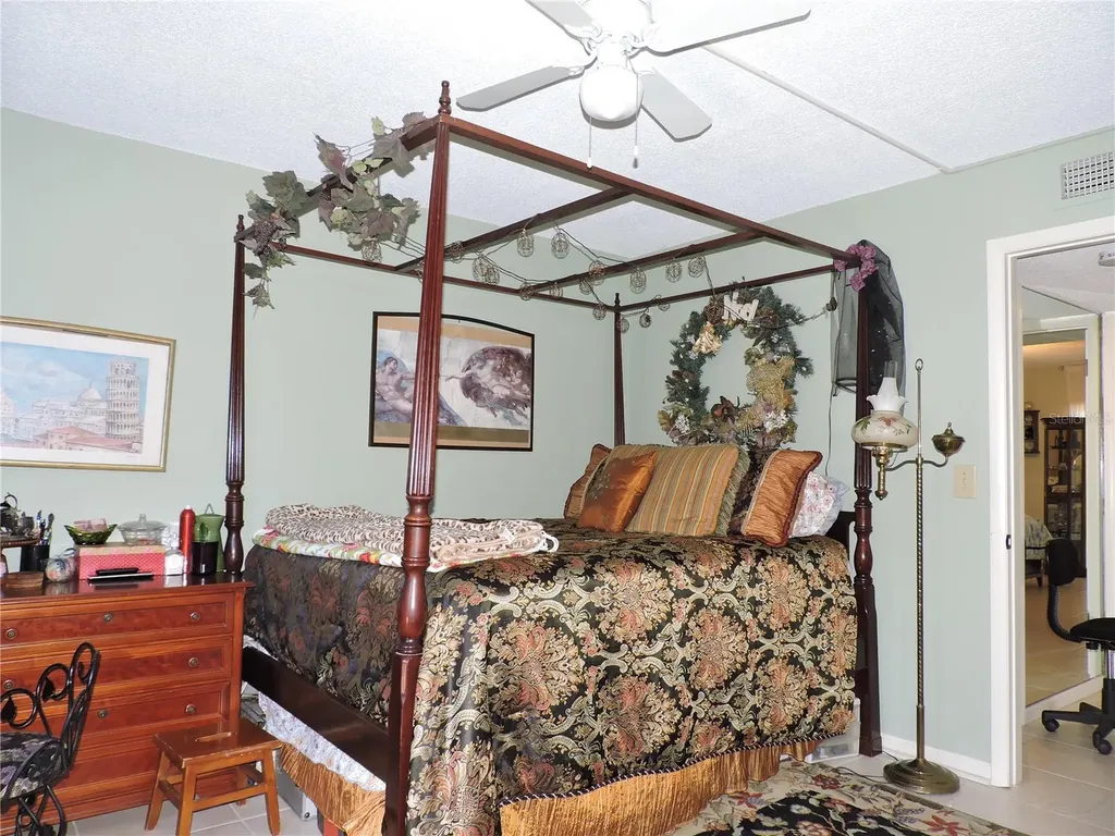 133 La Casa Lake Wales FL 33898