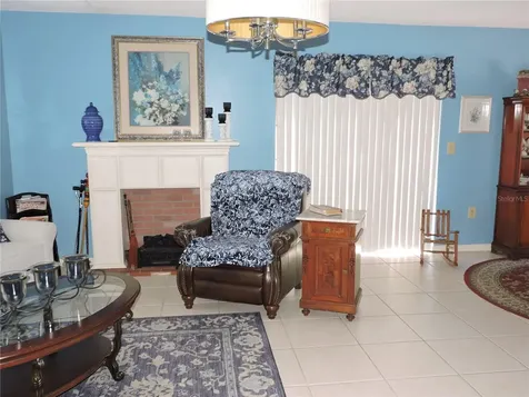 133 La Casa Lake Wales FL 33898