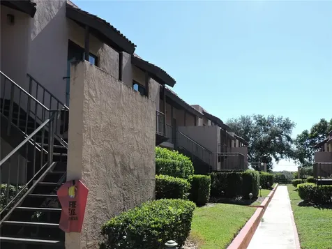 133 La Casa Lake Wales FL 33898
