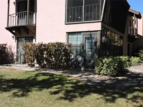 133 La Casa Lake Wales FL 33898
