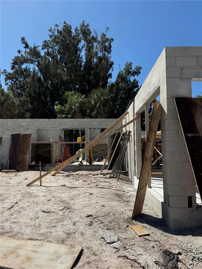 5179 Hidden Harbor Road Sarasota FL 34242