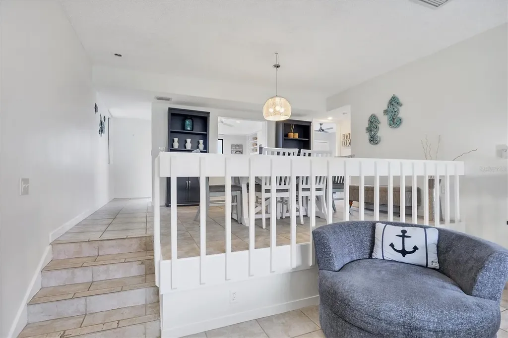 1093 Lake House Circle Sarasota FL 34242