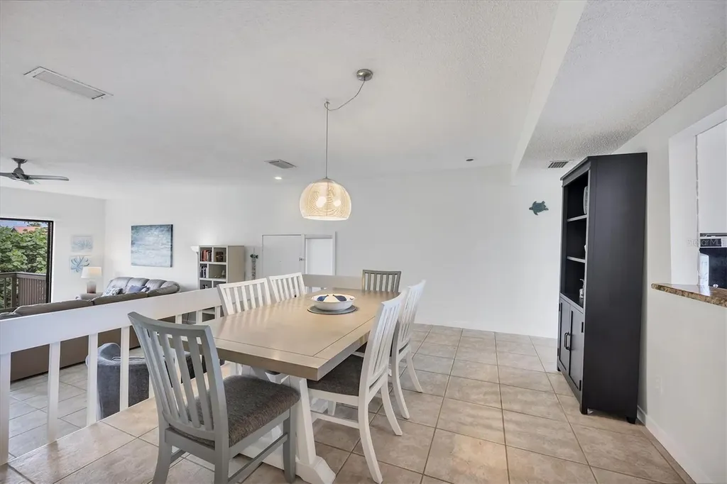 1093 Lake House Circle Sarasota FL 34242