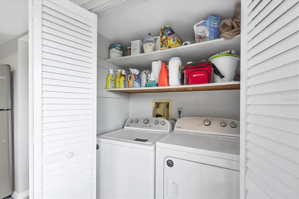1093 Lake House Circle Sarasota FL 34242