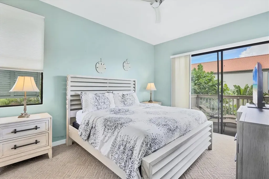 1093 Lake House Circle Sarasota FL 34242