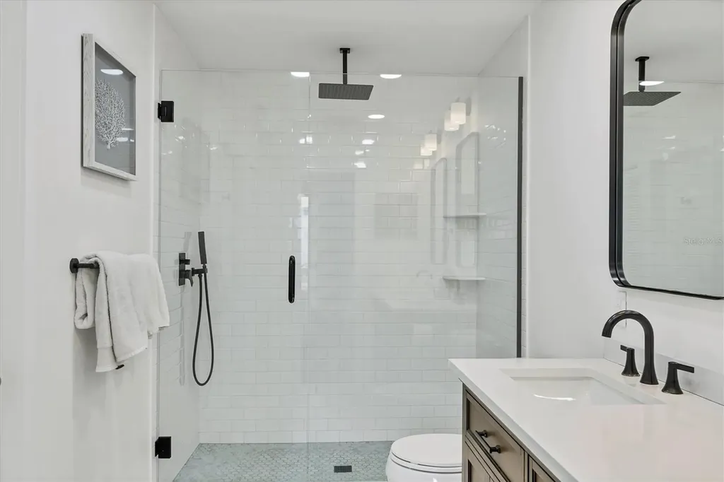 1093 Lake House Circle Sarasota FL 34242