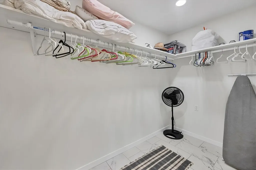 1093 Lake House Circle Sarasota FL 34242