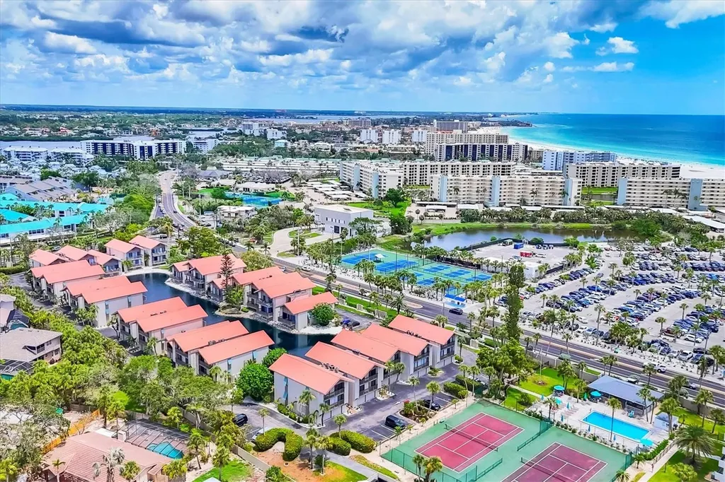 1093 Lake House Circle Sarasota FL 34242