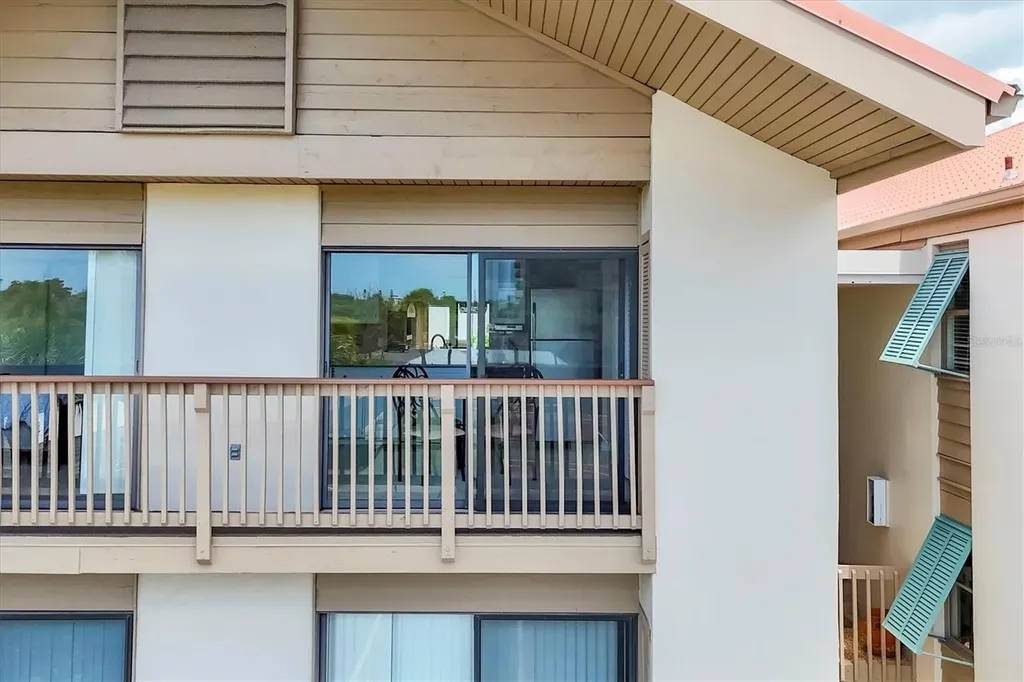 1093 Lake House Circle Sarasota FL 34242