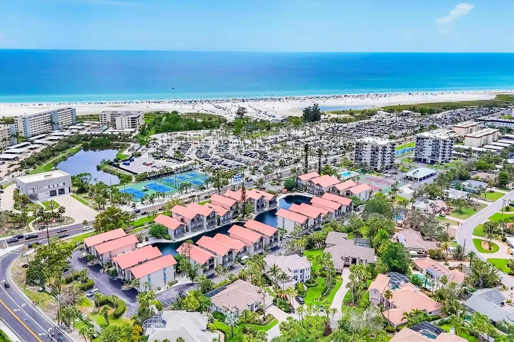 1093 Lake House Circle Sarasota FL 34242