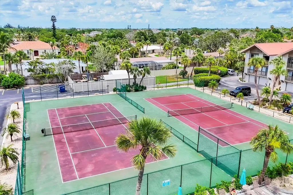 1093 Lake House Circle Sarasota FL 34242