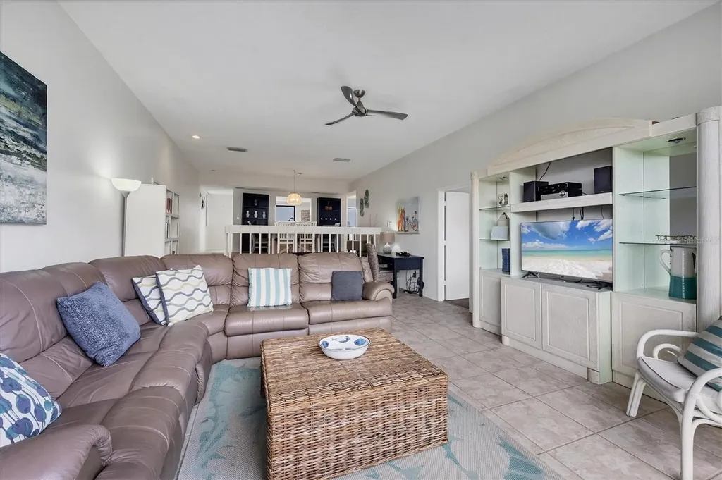 1093 Lake House Circle Sarasota FL 34242
