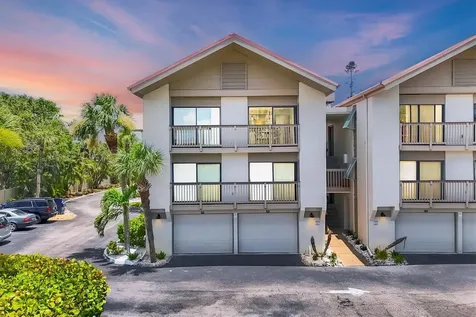 1093 Lake House Circle Sarasota FL 34242