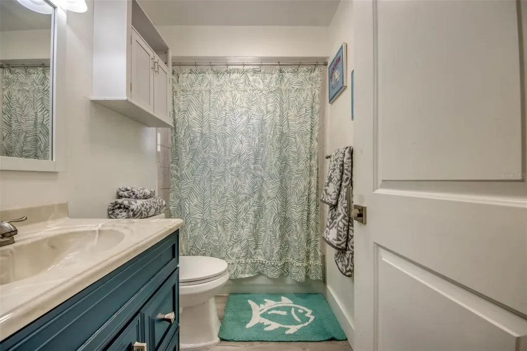 912 SE 24th Avenue Cape Coral FL 33990