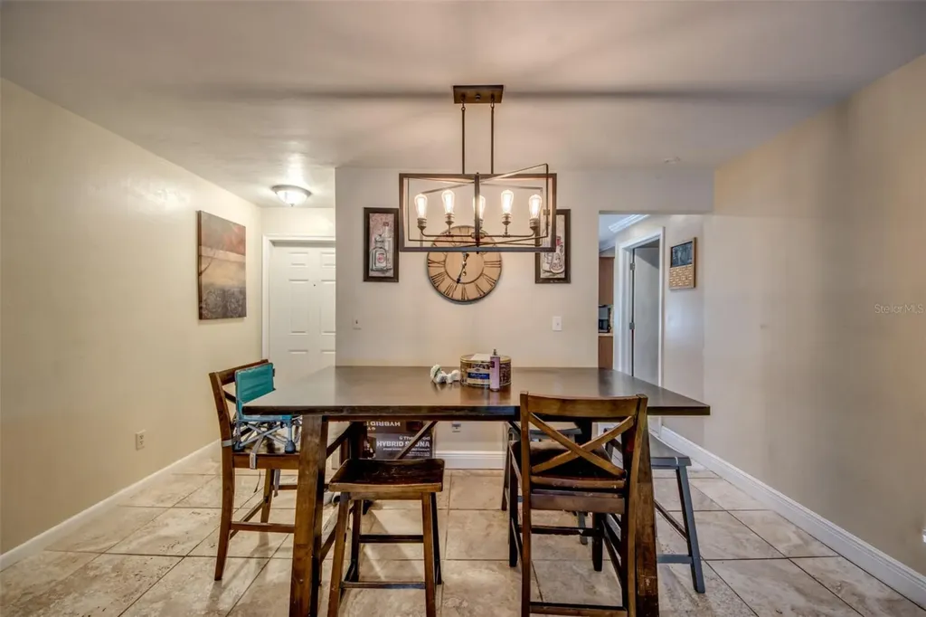 912 SE 24th Avenue Cape Coral FL 33990