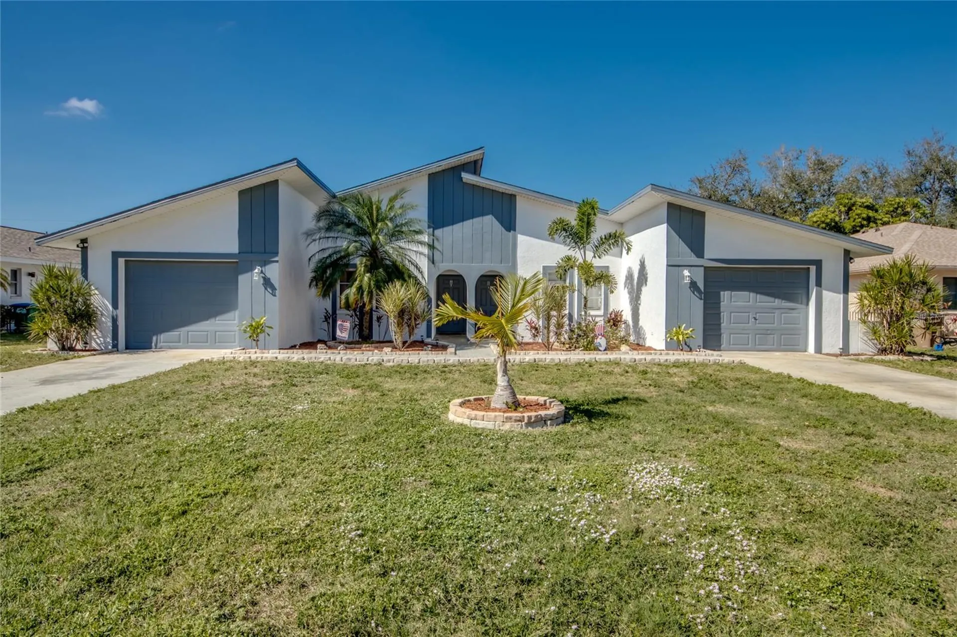 912 SE 24th Avenue Cape Coral FL 33990
