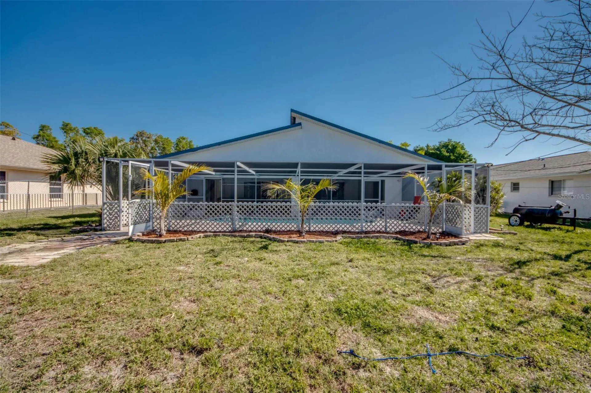 912 SE 24th Avenue Cape Coral FL 33990