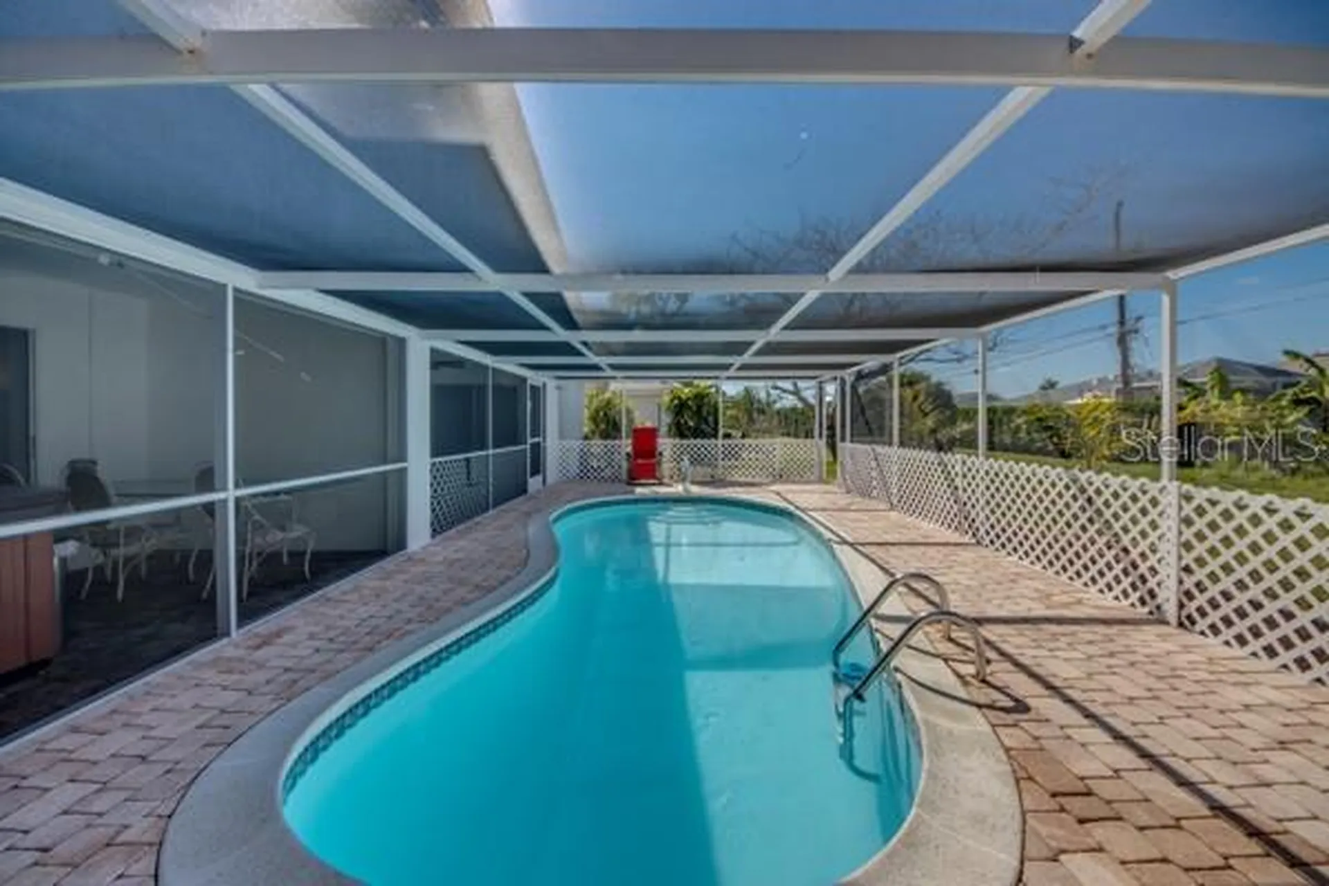 912 SE 24th Avenue Cape Coral FL 33990