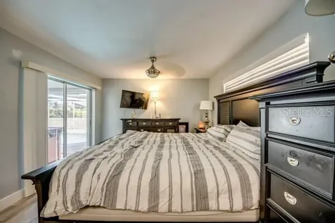 912 SE 24th Avenue Cape Coral FL 33990