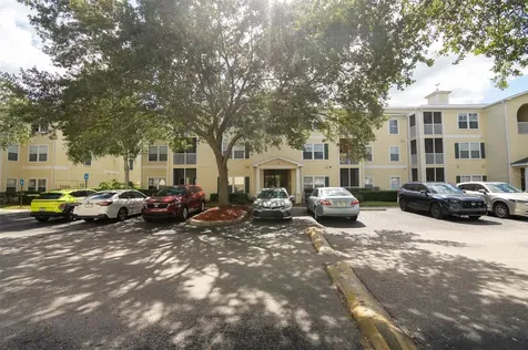 18113 Bridle Club Drive Tampa FL 33647