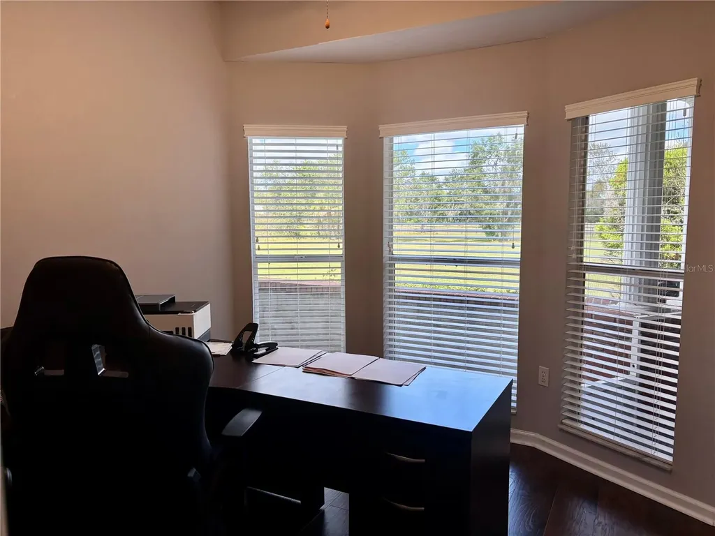 1950 Bern Creek Loop Sarasota FL 34240