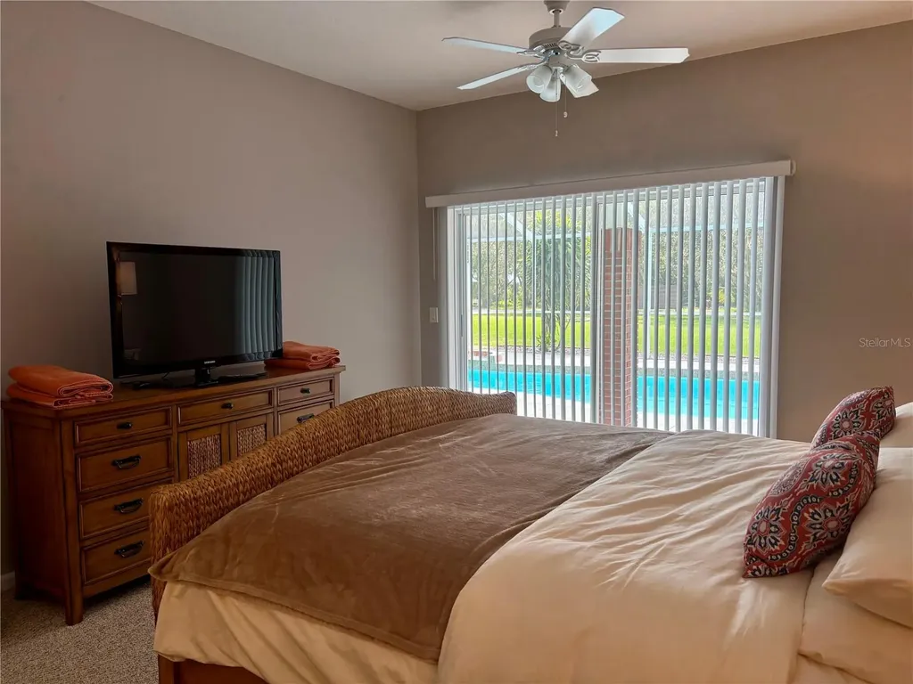 1950 Bern Creek Loop Sarasota FL 34240