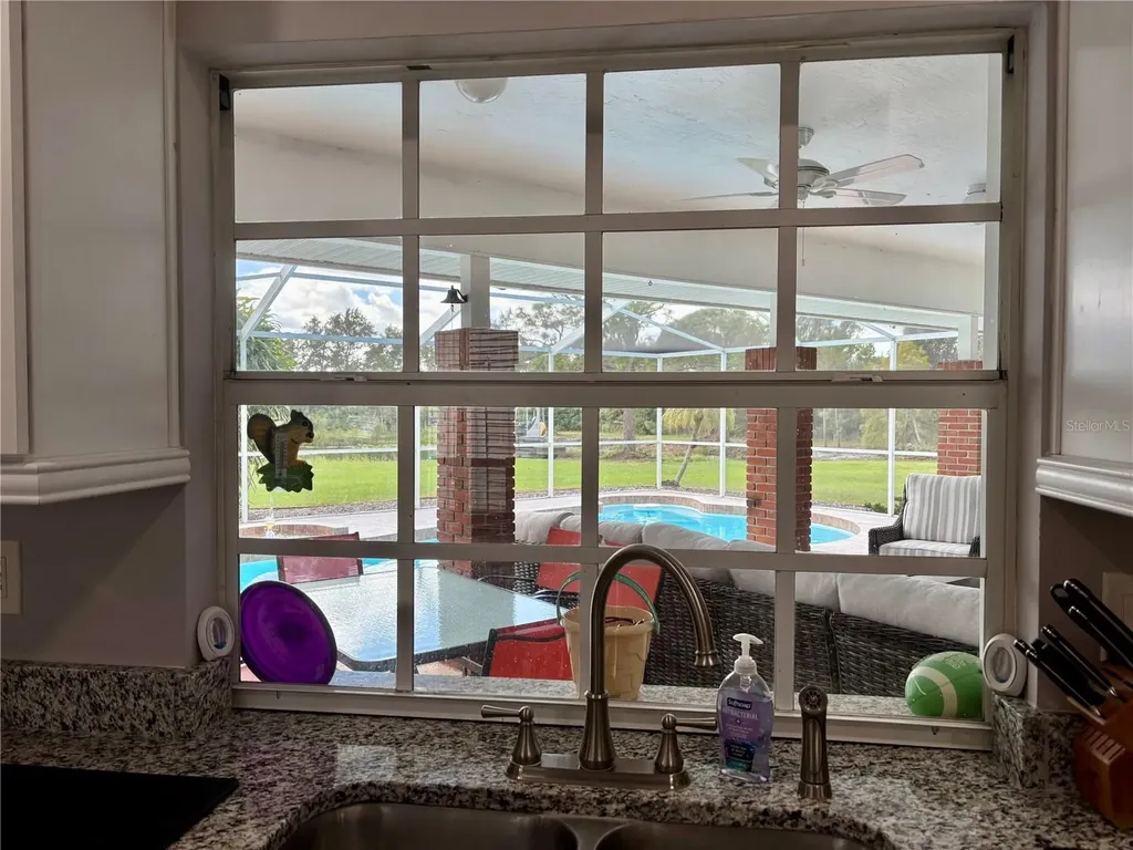 1950 Bern Creek Loop Sarasota FL 34240