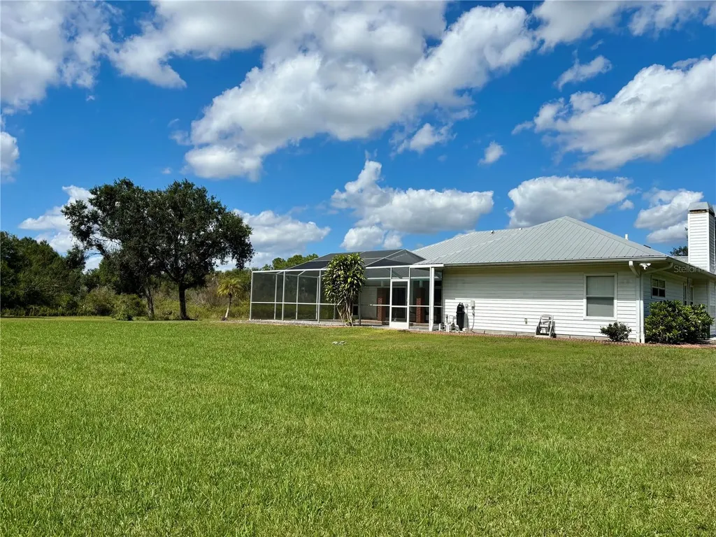 1950 Bern Creek Loop Sarasota FL 34240