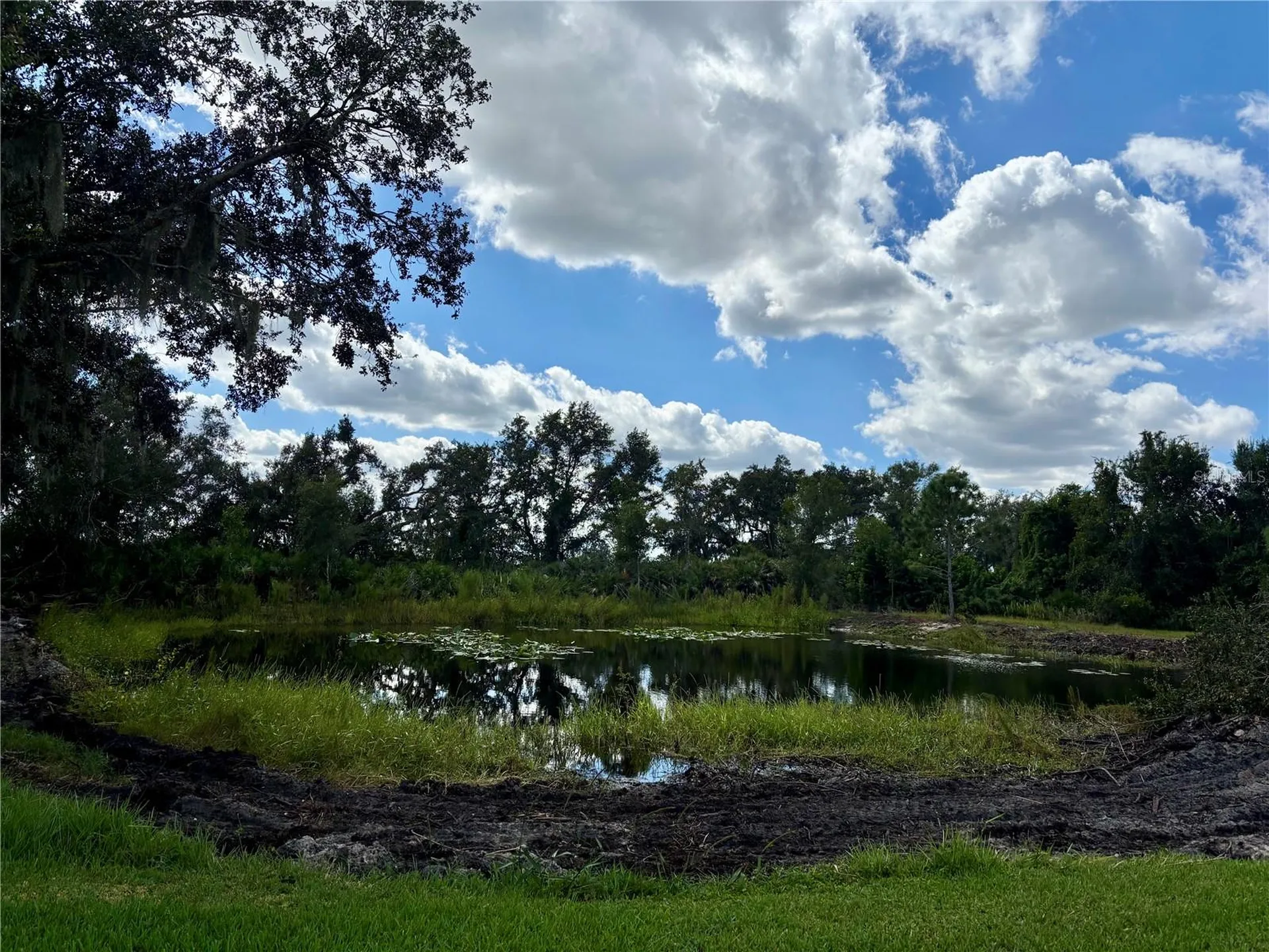 1950 Bern Creek Loop Sarasota FL 34240