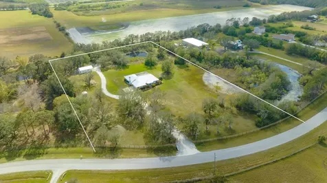 1950 Bern Creek Loop Sarasota FL 34240