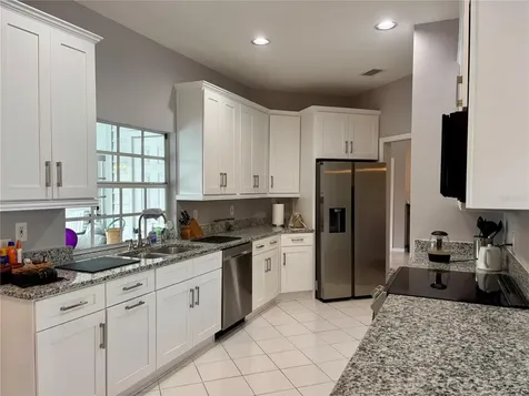 1950 Bern Creek Loop Sarasota FL 34240