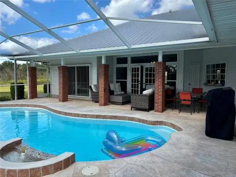 1950 Bern Creek Loop Sarasota FL 34240
