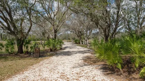 1950 Bern Creek Loop Sarasota FL 34240
